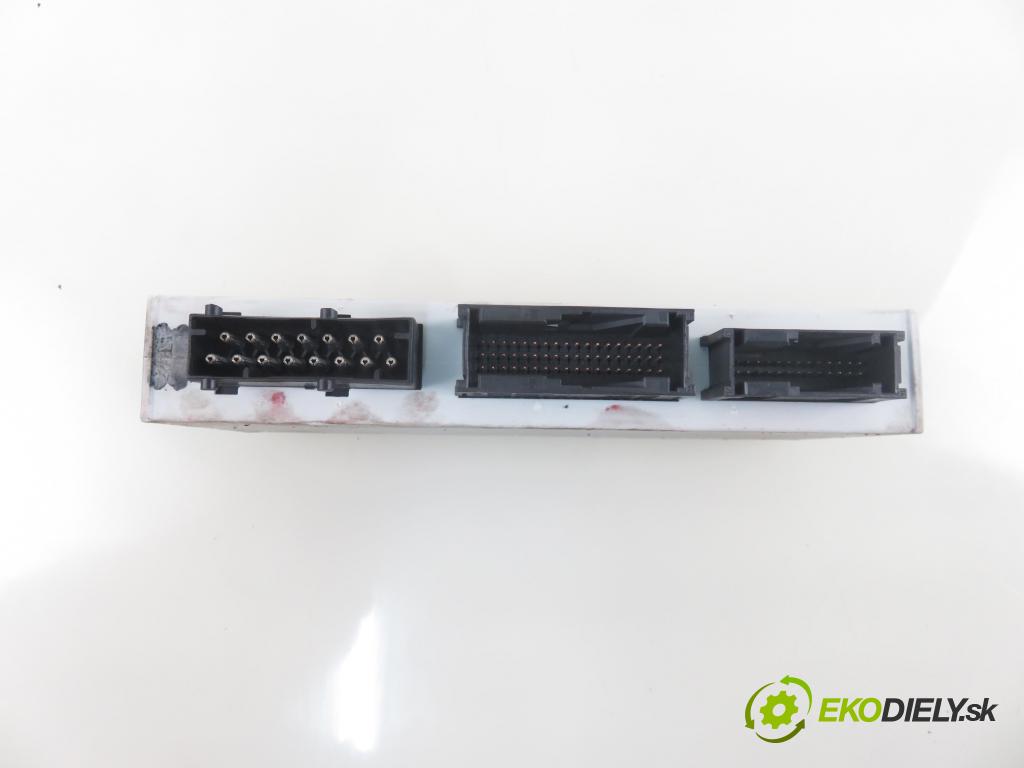 BMW 3 (E46) SEDAN 1999 100,00 320 d 136 - M47 D20 (204D1) 1951,00 MODUL komfortu 8385541