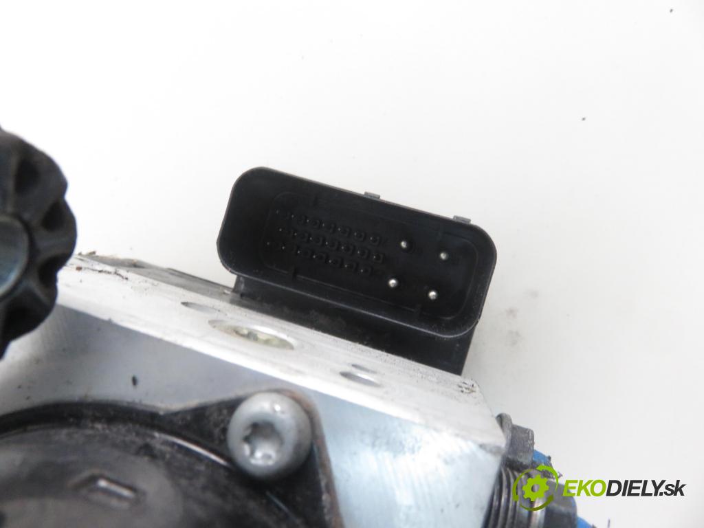 BMW 3 (E46) SEDAN 1999 100,00 320 d 136 - M47 D20 (204D1) 1951,00 pumpa ABS 1164897 ; 5WK8445 ; 10094808013 (Pumpy brzdové)