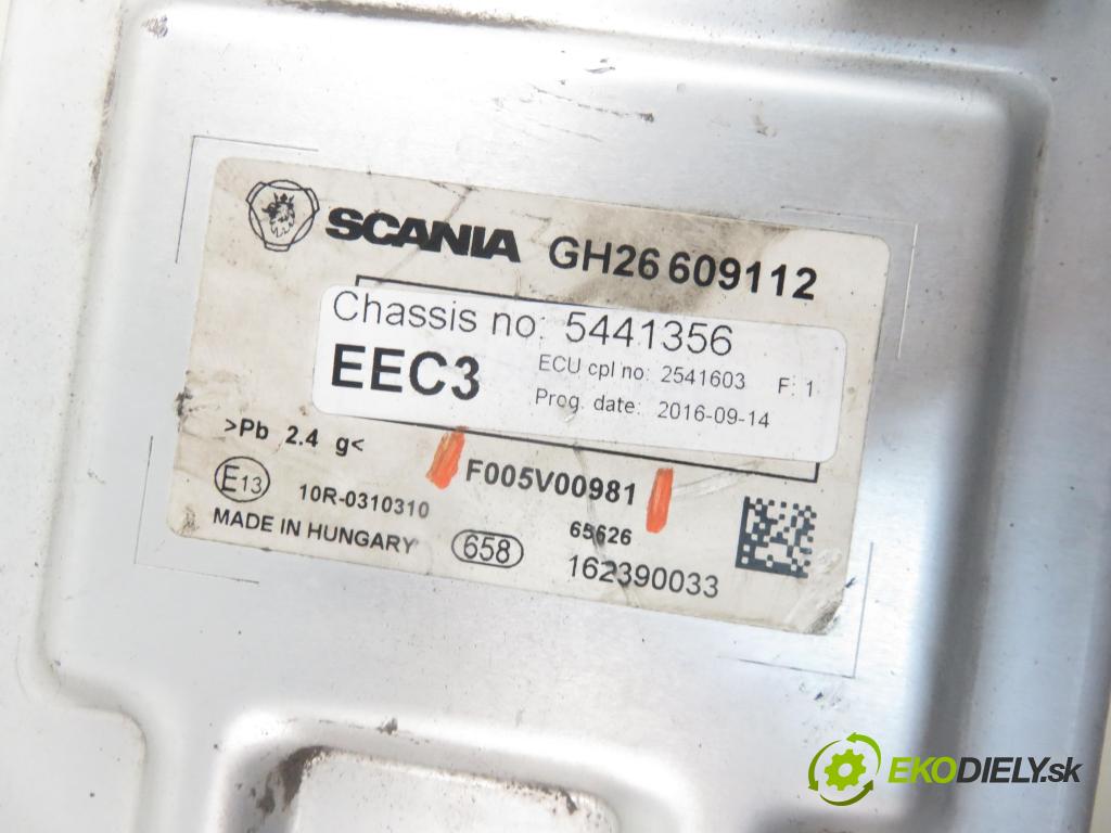 SCANIA R I CIĄGNIK SIODŁOWY 2016 331,00 R450 R6 - DC 13.147 euro6 12742,00 Riadiaca jednotka ADBLUE: F005V00981