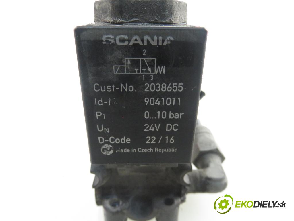 SCANIA R I CIĄGNIK SIODŁOWY 2016 331,00 R450 R6 - DC 13.147 euro6 12742,00 VENTIL: magnetický 9041011 ; 2038655