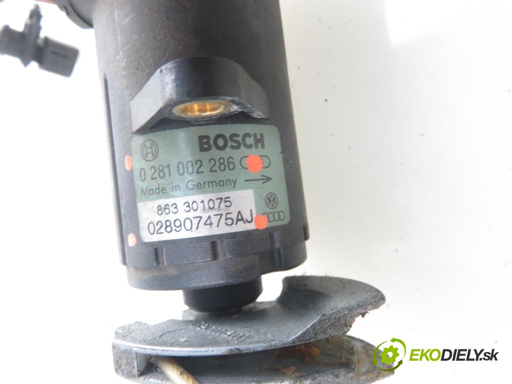 AUDI A4 (8D2, B5) SEDAN 1998 81,00 1.9 TDI 110 - AFN 1896,00 Potenciometer plynu 0281002286 ; 028907475AJ (Pedále)
