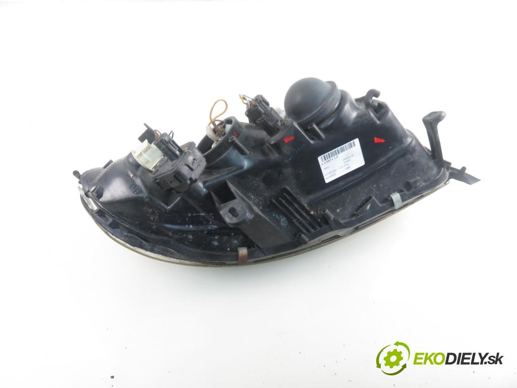 OPEL OMEGA B Kombi (V94) KOMBI 2000 88,00 2.2 DTI 16V - Y 22 DTH 2172,00 světlo LP