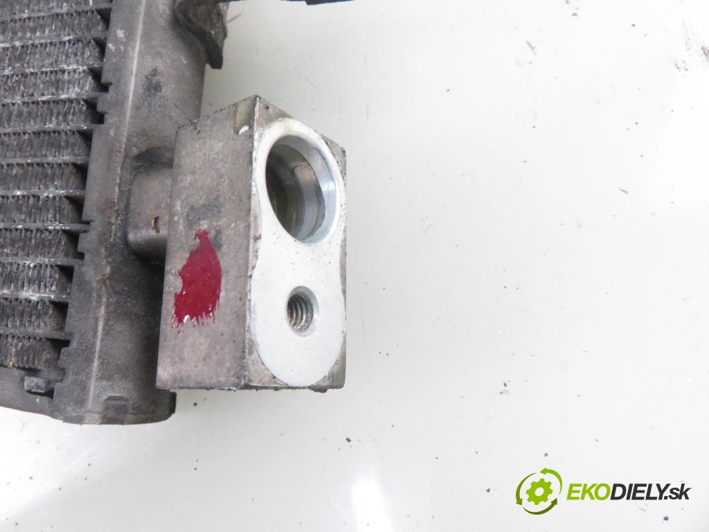 AUDI A6 (4F2, C6) SEDAN 2007 132,00 2.7 TDI 180 - BPP 2698,00 chladič klimatizácie  (Chladiče klimatizácie)