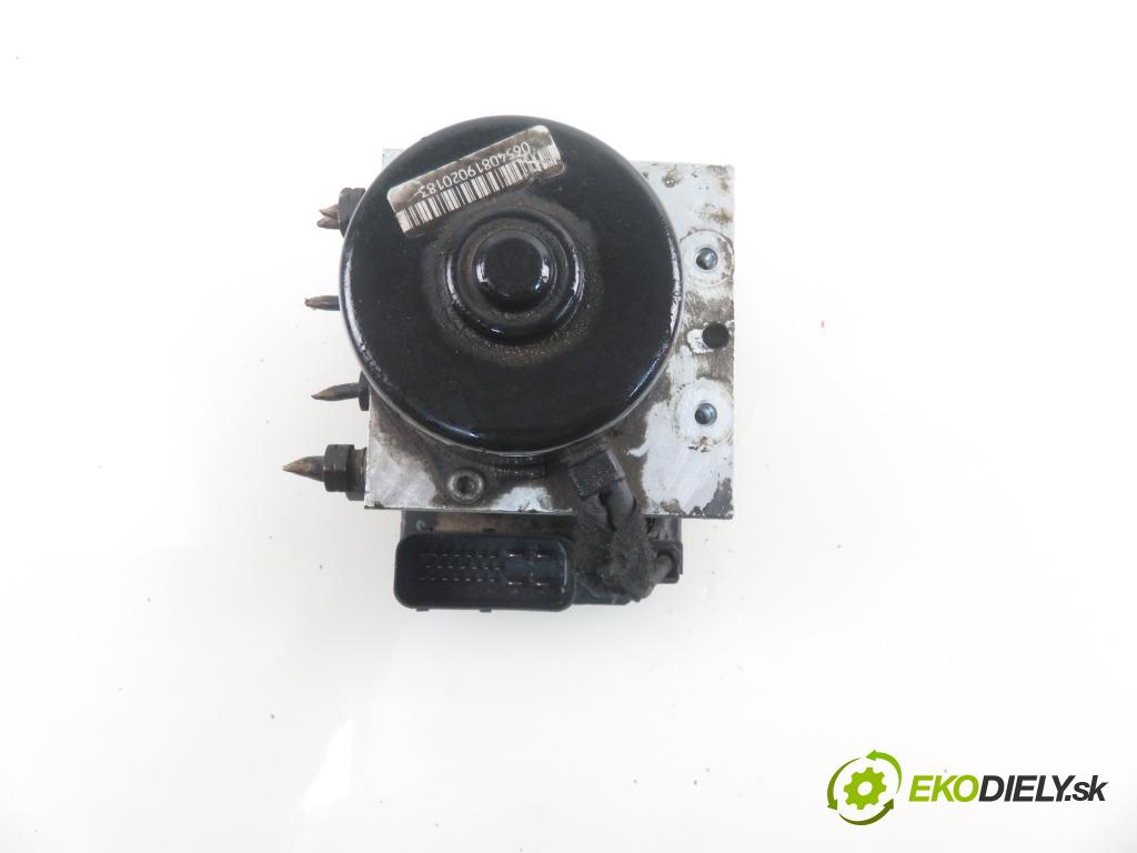 VOLVO S80 I (TS, XY) SEDAN 1998 120,00 2 - B 5204 T4 1984,00 Pumpa ABS 9472095 ; 9472094 ; 10094904003 (Pumpy ABS)