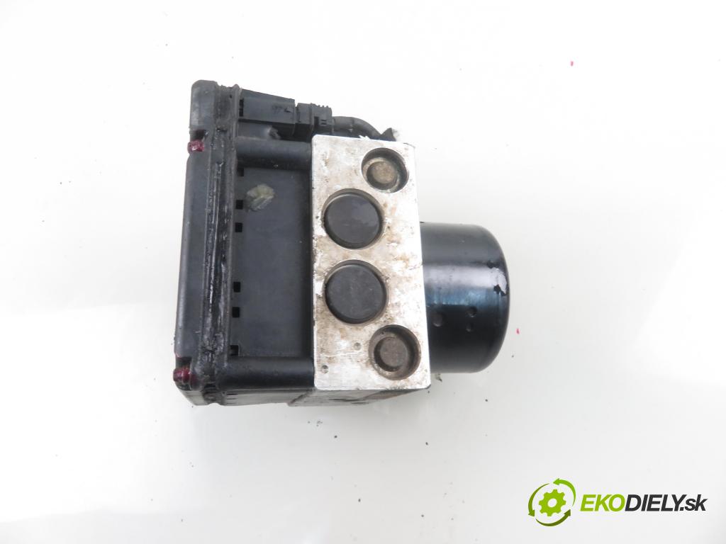 VOLVO S80 I (TS, XY) SEDAN 1998 120,00 2 - B 5204 T4 1984,00 Pumpa ABS 9472095 ; 9472094 ; 10094904003 (Pumpy ABS)