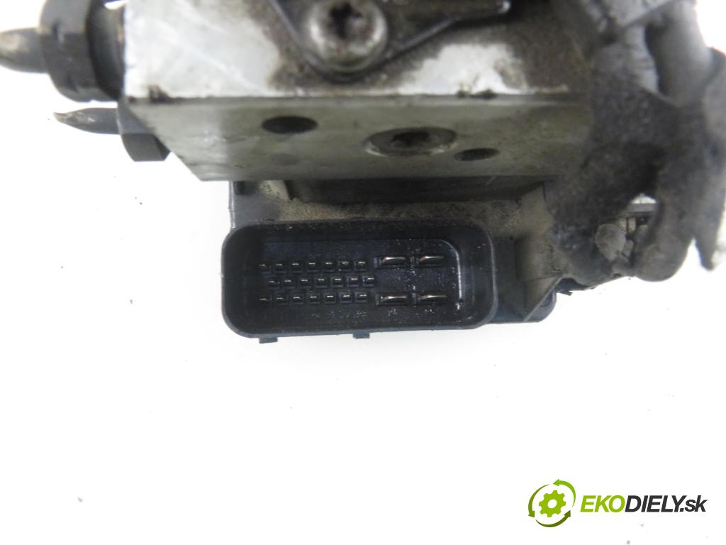 VOLVO S80 I (TS, XY) SEDAN 1998 120,00 2 - B 5204 T4 1984,00 Pumpa ABS 9472095 ; 9472094 ; 10094904003 (Pumpy ABS)