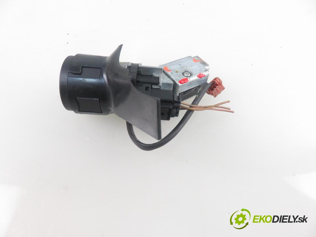 PEUGEOT 207 (WA_, WC_) HB 2011 70,00 1.4 16v VTI 95 - 8FS 1397,00 spinačka 36410602 (Spínacie skrinky a kľúče)