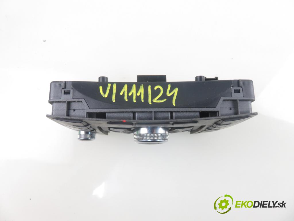 AUDI A6 (4F2, C6) SEDAN 2005 132,00 2.7 TDI 180 - BPP 2698,00 palubná doska 4F1919610