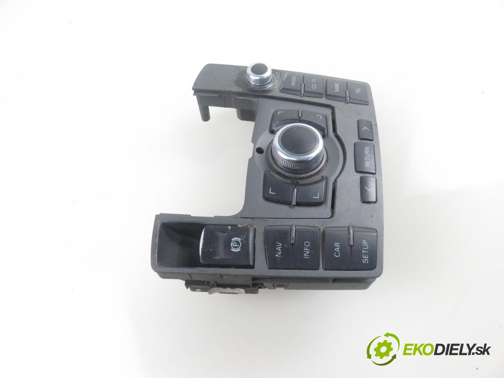 AUDI A6 (4F2, C6) SEDAN 2005 132,00 2.7 TDI 180 - BPP 2698,00 palubná doska 4F1919610