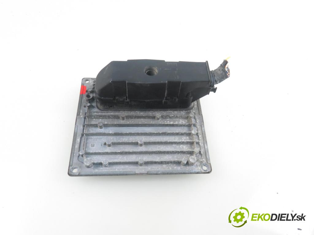 FORD FIESTA V (JH_, JD_) HB 2004 55,00 1.25 16V - FUJA 1242,00 Riadiaca jednotka Motor 4S6112A650CB ; S1210977005A