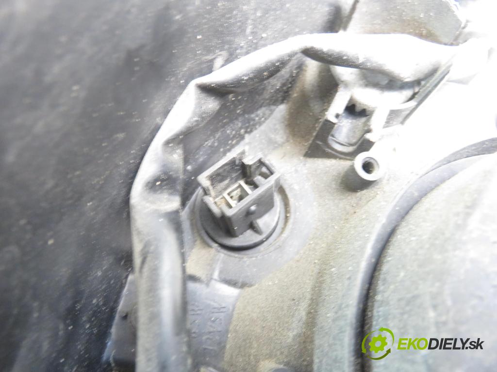 SUZUKI SWIFT III (MZ, EZ) HB 2007 0,00 1.3 4x4 (RS 413) - M13A 1328,00 světlo PP