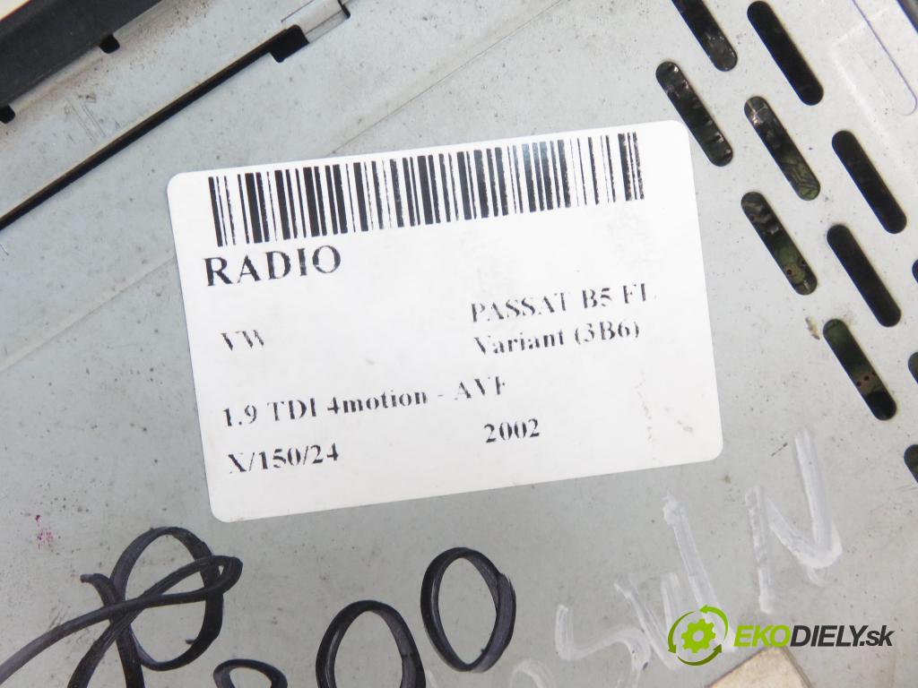 VW PASSAT B5.5 Variant (3B6) KOMBI 2002 96,00 1.9 TDI 4motion - AVF 1896,00 RADIO Modul 1J0035186D