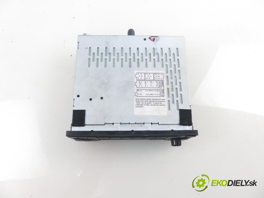 VW PASSAT B5.5 Variant (3B6) KOMBI 2002 96,00 1.9 TDI 4motion - AVF 1896,00 RADIO Modul 1J0035186D
