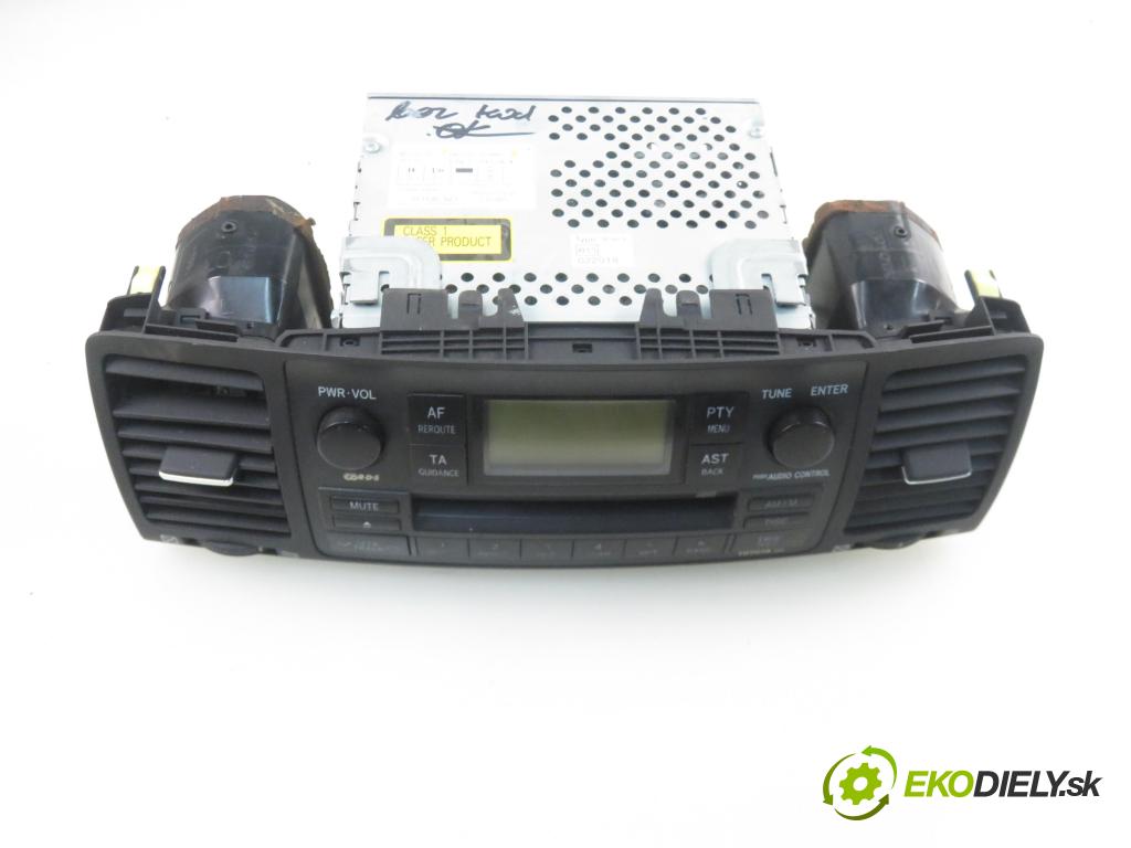 TOYOTA COROLLA (_E12_) HB 2005 66,00 1.4 D-4D 90 - 1ND-TV 1364,00 RADIO CD 8612012880