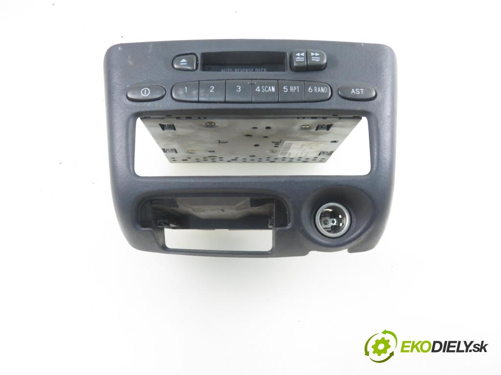 TOYOTA YARIS (_P1_) HB 2002 50,00 1.0 VVT- i 68 - 1SZ-FE 998,00 RADIO Modul 861200D011