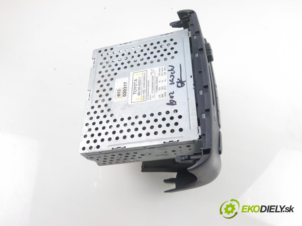 TOYOTA YARIS (_P1_) HB 2002 50,00 1.0 VVT- i 68 - 1SZ-FE 998,00 RADIO Modul 861200D011