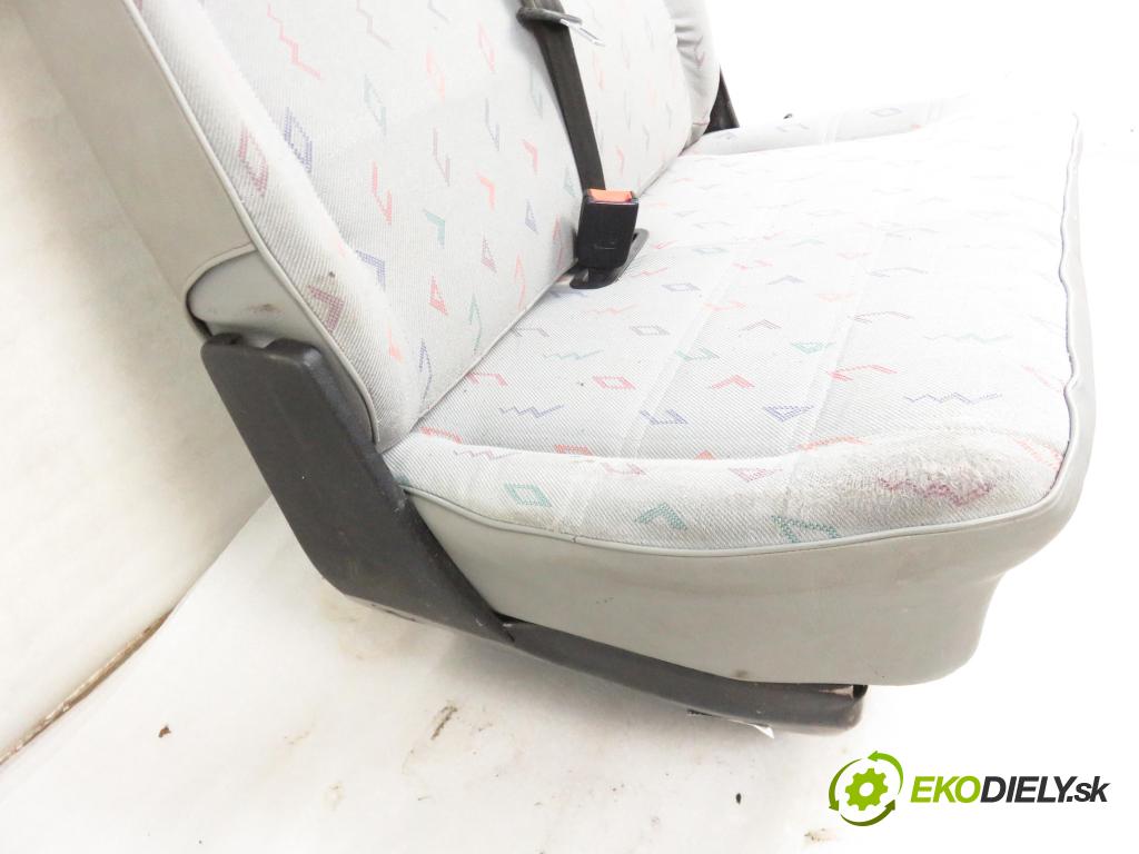 VW TRANSPORTER IV Platforma / podwozie (70E, 70L, 70M, 7DE, 7DL KABINA/PLATFORMA 2000 65,00 2.5 TDI - AJT 2461,00 Sedadlo CESTUJÚCI/PP