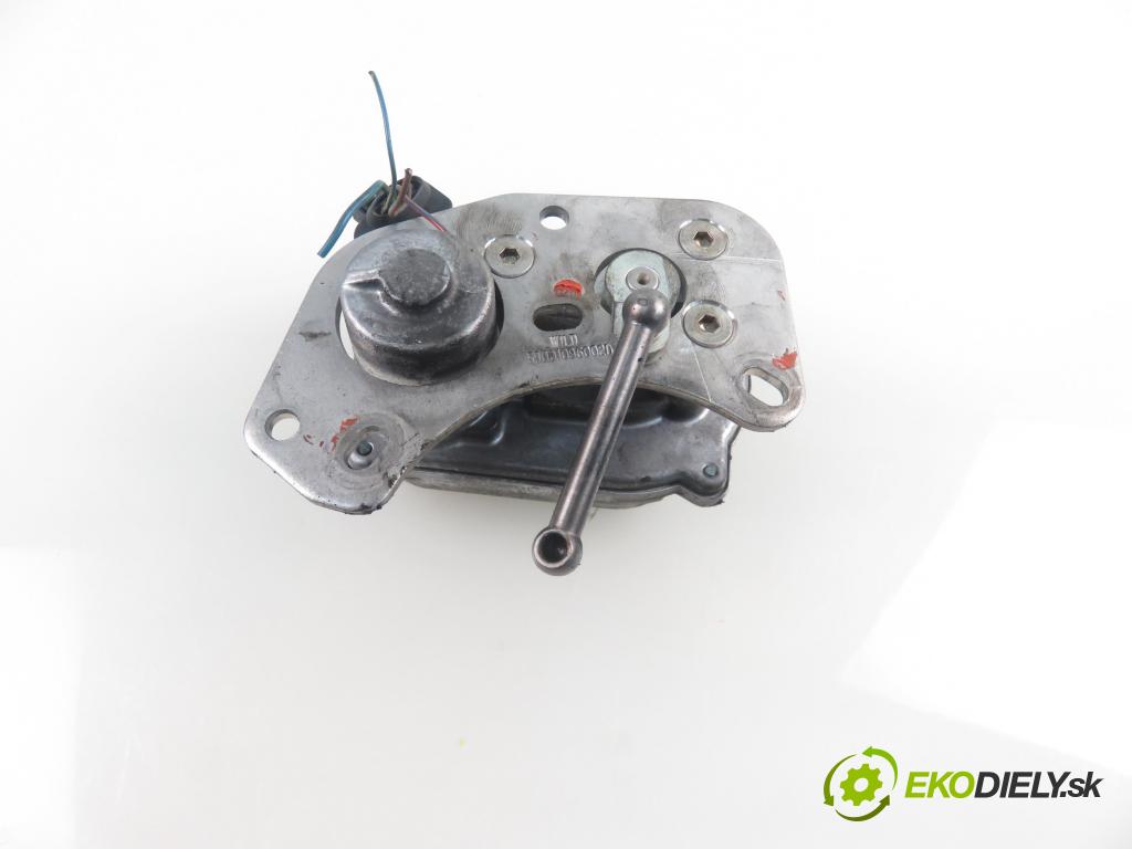 AUDI A6 (4F2, C6) SEDAN 2004 165,00 3.0 TDI quattro - BMK 2967,00 Nastavovač turba 059145725J ; A2C53308523 (Ostatné)