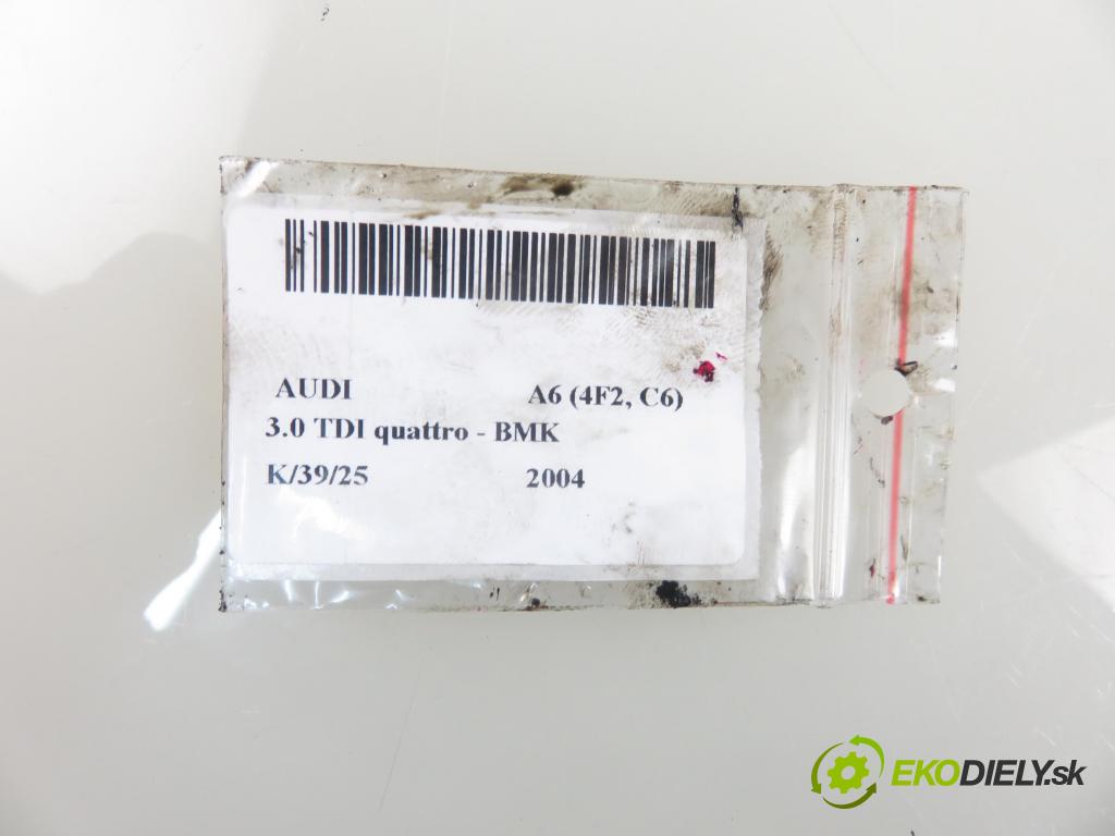 AUDI A6 (4F2, C6) SEDAN 2004 165,00 3.0 TDI quattro - BMK 2967,00 vstrekovač 059130277Q ; 0445115004 (Vstrekovače)