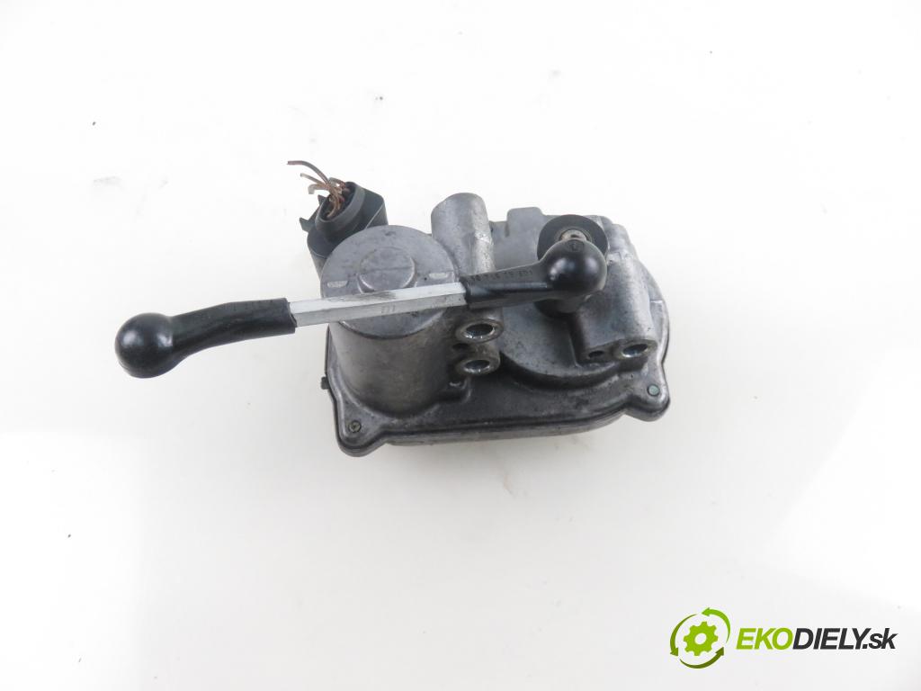 AUDI A6 (4F2, C6) SEDAN 2004 165,00 3.0 TDI quattro - BMK 2967,00 Nastavovač zvod, potrubie A2C53022954 ; 059129086 (Ostatné)