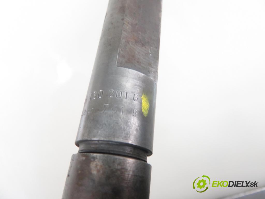 AUDI A3 (8L1) HB 1997 66,00 1.9 TDI - AGR 1896,00 vstřikovací ventily 038130201F ; 038130201G (Vstřikovací ventily)