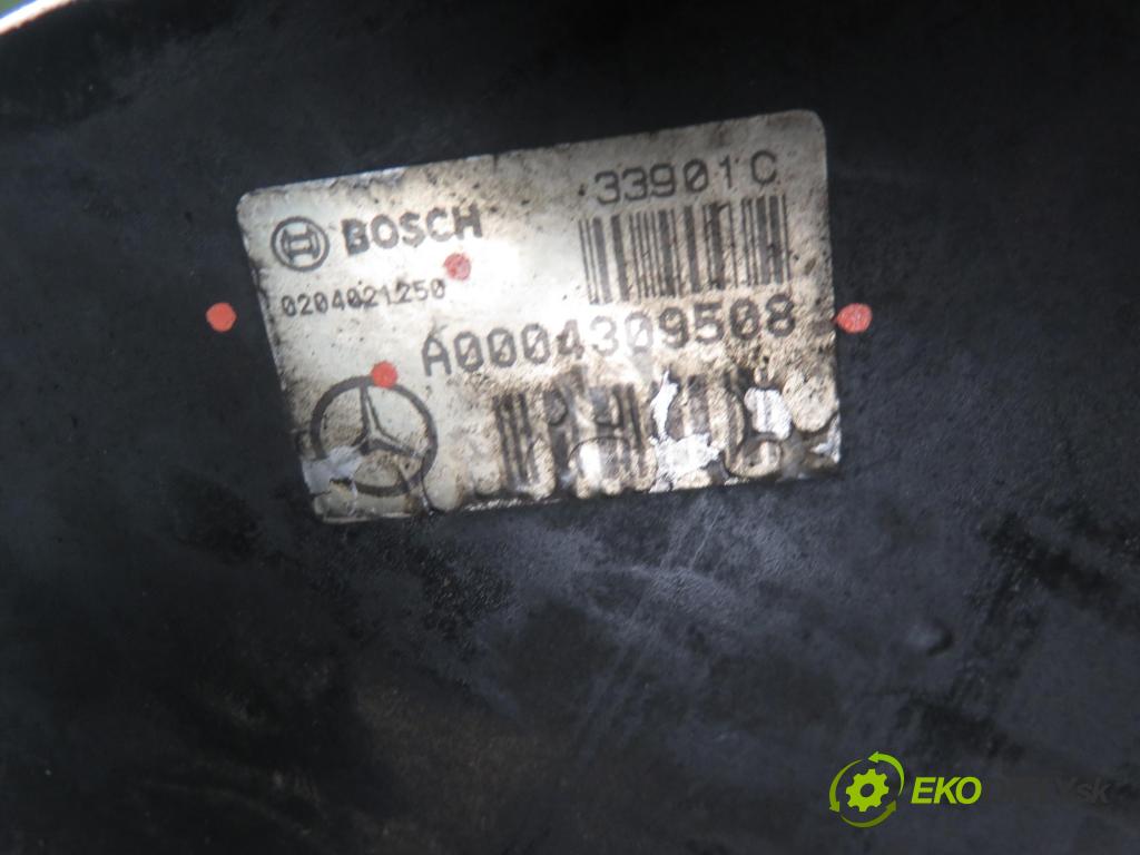 MERCEDES-BENZ SPRINTER 2-t Skrzynia(901, 902) FURGON 2001 0,00 213 CDI - OM 611.981 2148,00 Posilovač 0204021250 ; A0004309508 (Servočerpadlá, pumpy riadenia)