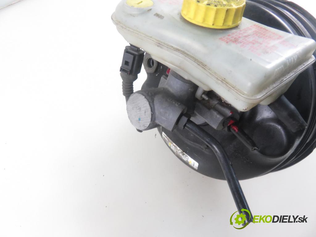 AUDI A4 Avant (8E5, B6) KOMBI 2003 96,00 1.9 TDI - AWX 1896,00 Posilovač 8E0612105M (Servočerpadlá, pumpy riadenia)