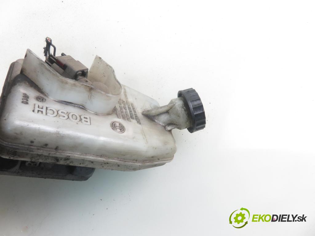 FORD TRANSIT TOURNEO Autobus (FC_ _) BUS 2004 107,00 2.3 - E5FA 2295,00 Posilovač 0204021889 ; YC152B195BJ (Servočerpadlá, pumpy riadenia)