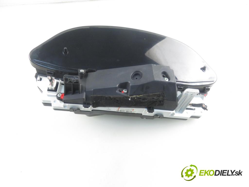 TOYOTA YARIS (_P9_) HB 2006 51,00 1.0 VVT-i (KSP90_) - 1KR-FE 998,00 Prístrojovka elektrický MB4573003176 ; 838000D660D