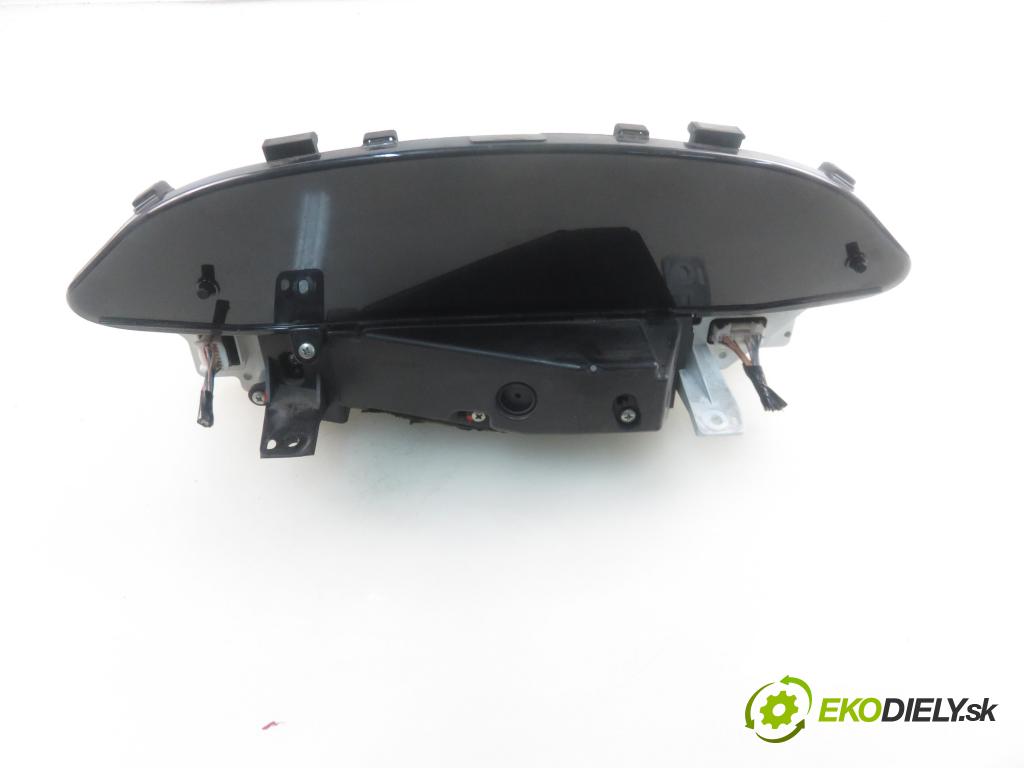TOYOTA YARIS (_P9_) HB 2006 51,00 1.0 VVT-i (KSP90_) - 1KR-FE 998,00 Prístrojovka elektrický MB4573003176 ; 838000D660D