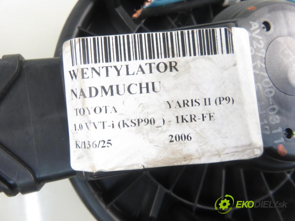 TOYOTA YARIS (_P9_) HB 2006 51,00 1.0 VVT-i (KSP90_) - 1KR-FE 998,00 ventilátor větráku AV2727000311