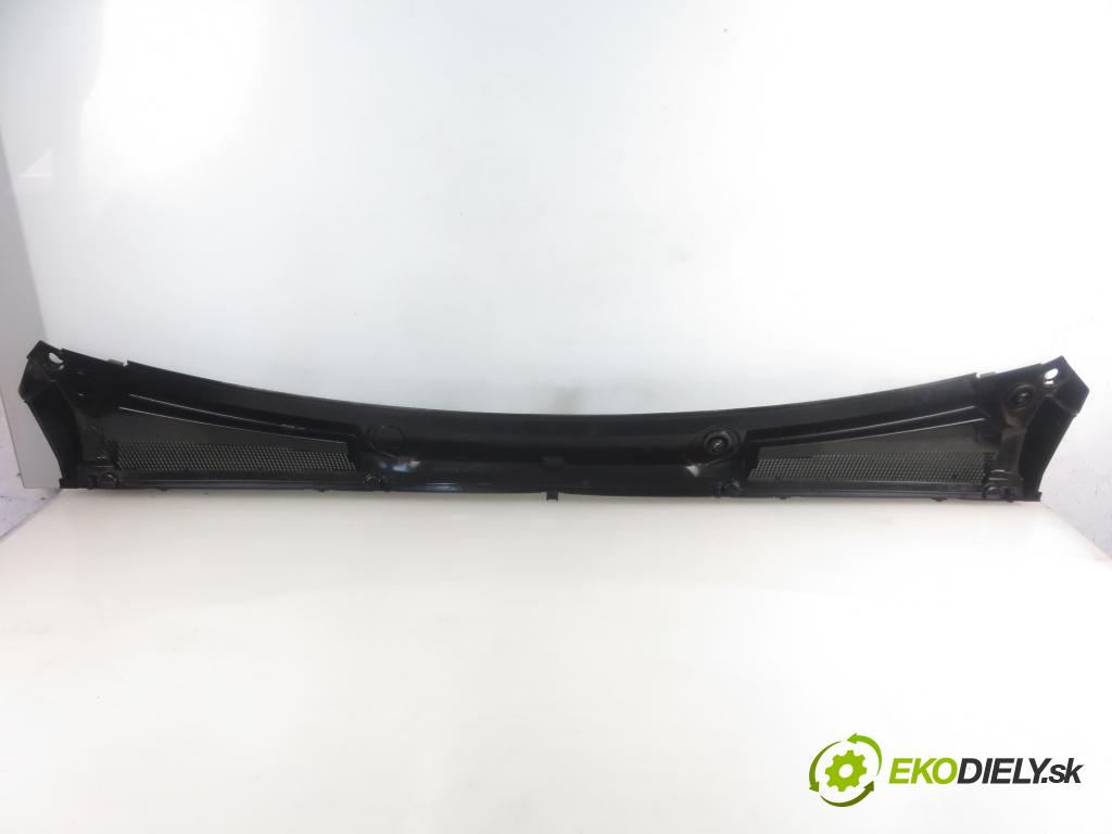 OPEL VIVARO B Skrzynia (X82) FURGON 2015 85,00 1.6 CDTI - R9M 450 1598,00 Torpédo, plast pod čelné okno 668114420R (Torpéda)