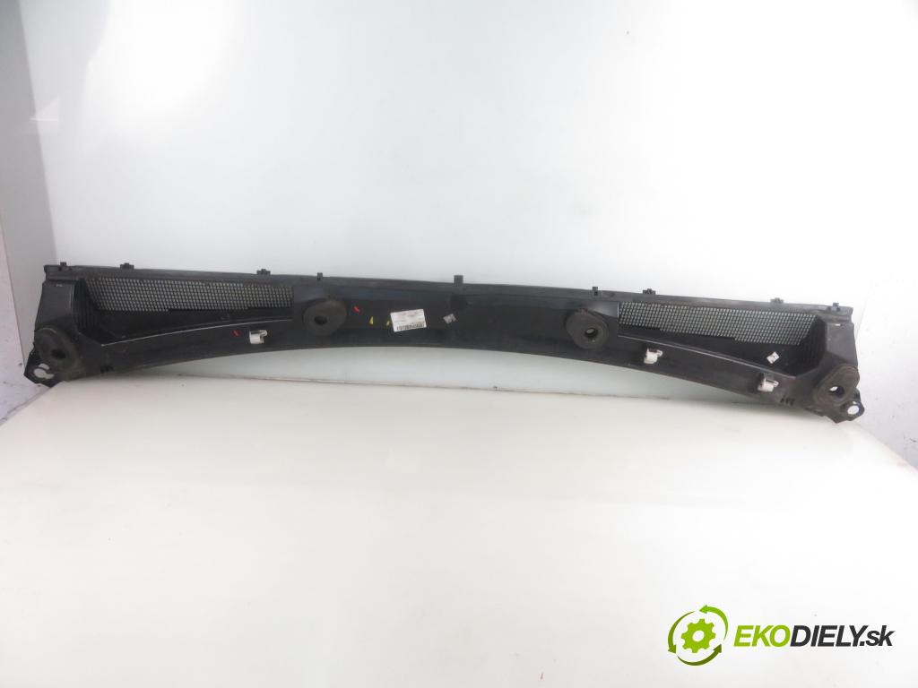 OPEL VIVARO B Skrzynia (X82) FURGON 2015 85,00 1.6 CDTI - R9M 450 1598,00 Torpédo, plast pod čelné okno 668114420R (Torpéda)