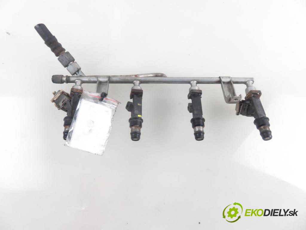 OPEL MERIVA A nadwozie wielkoprzestrzenne (MPV) (X03) MINIVAN 2005 74,00 1.6 16V - Z 16 XE 1598,00 Lišta vstrekovacia 25313846 (Vstrekovacie lišty)