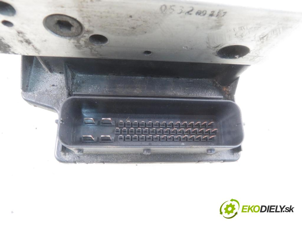 VW GOLF IV (1J1) HB 2001 85,00 1.9 TDI - AJM 1896,00 Pumpa ABS 6X0614517 ; 10020402224 ; 1C0907379 (Pumpy ABS)