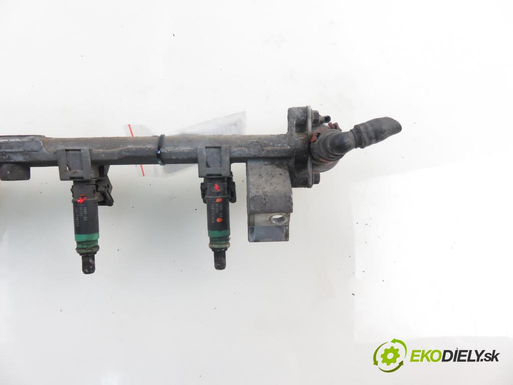 FORD FOCUS (DAW, DBW) HB 2000 74,00 1.6 16V 100 - FYDA 1596,00 Lišta vstrekovacia 98MFBA9F593 (Vstrekovacie lišty)