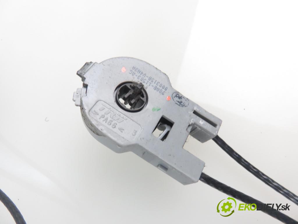 FORD FOCUS (DAW, DBW) HB 2000 74,00 1.6 16V 100 - FYDA 1596,00 Lanko panel kúrenia 98AB11503AG ; 98AB11504AG