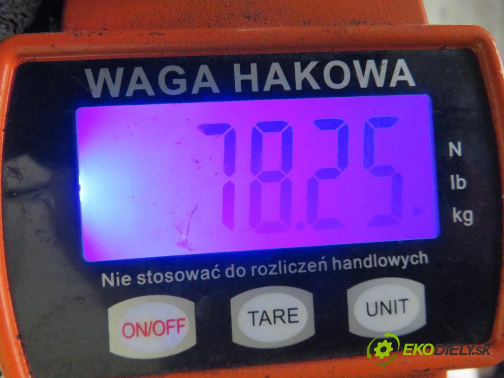 PEUGEOT PARTNER Combispace (5F) KOMBIVAN 2003 66,00 2.0 HDI - RHY (DW10TD) 1997,00 výztuha zadní část