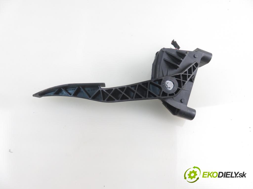 OPEL ASTRA G liftback (T98) HB 2008 66,00 1.4 - Z 14 XEP 1364,00 Potenciometer plynu 9157998BK ; 6PV00811200 (Pedále)