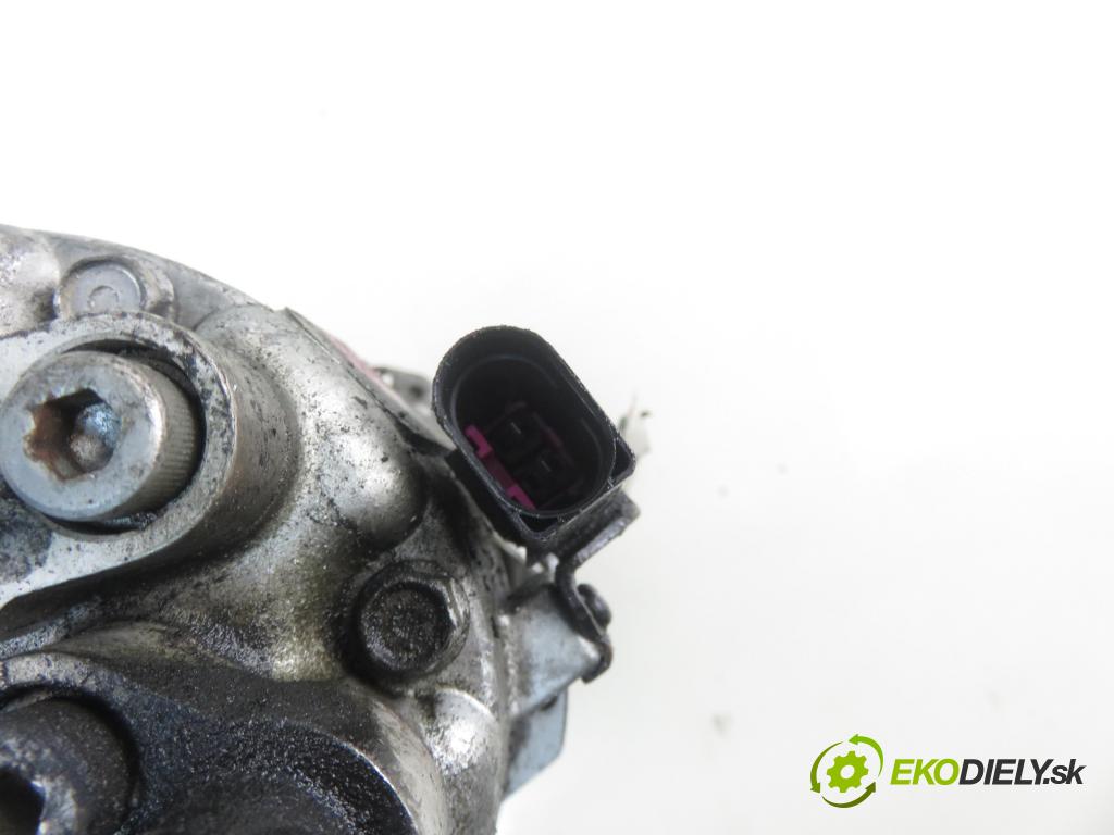 VW GOLF IV (1J1) HB 2001 85,00 1.9 TDI - AJM 1896,00 KOMPRESOR: klimatizácie 1J0820803F (Kompresory klimatizácie)