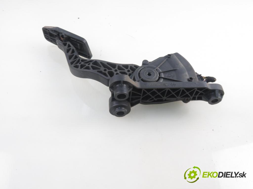 KIA SPORTAGE (JE_, KM_) SUV 2004 85,00 2.0 CRDi 113 4WD - D4EA 1991,00 Potenciometer plynu 327001FXXX (Pedále)