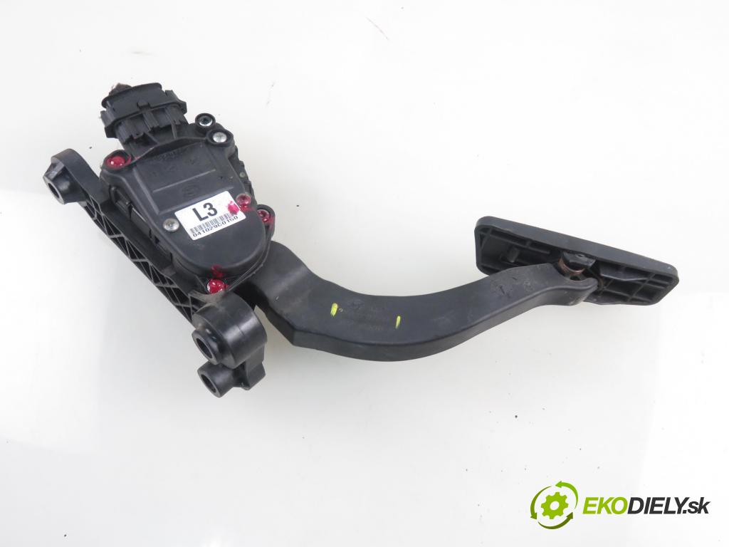 KIA SPORTAGE (JE_, KM_) SUV 2004 85,00 2.0 CRDi 113 4WD - D4EA 1991,00 Potenciometer plynu 327001FXXX (Pedále)