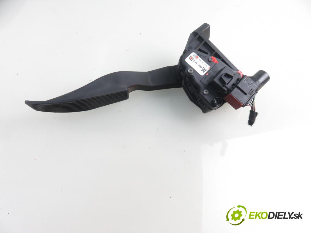 OPEL ASTRA G liftback (T98) HB 2002 55,00 1.7 DTI 16V - Y 17 DT 1686,00 Potenciometer plynu 9157998BK ; 6PV00811200 (Pedále)