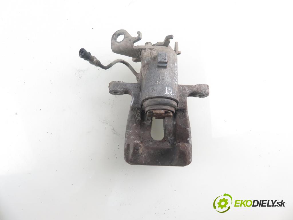 RENAULT MEGANE II Kombi (KM0/1_) KOMBI 2003 72,00 1.4 - K4J 730 1390,00 Brzdič strmeň pravé zadné