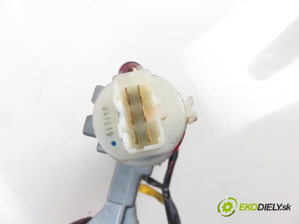 KIA SPORTAGE (JE_, KM_) SUV 2004 85,00 2.0 CRDi 113 4WD - D4EA 1991,00 spinačka  (Spínacie skrinky a kľúče)