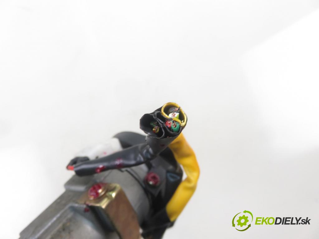 KIA SPORTAGE (JE_, KM_) SUV 2004 85,00 2.0 CRDi 113 4WD - D4EA 1991,00 spinačka  (Spínacie skrinky a kľúče)