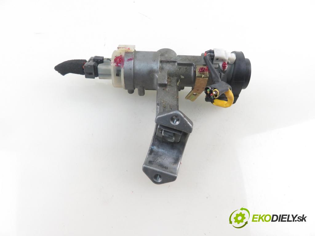 KIA SPORTAGE (JE_, KM_) SUV 2004 85,00 2.0 CRDi 113 4WD - D4EA 1991,00 spinačka  (Spínacie skrinky a kľúče)