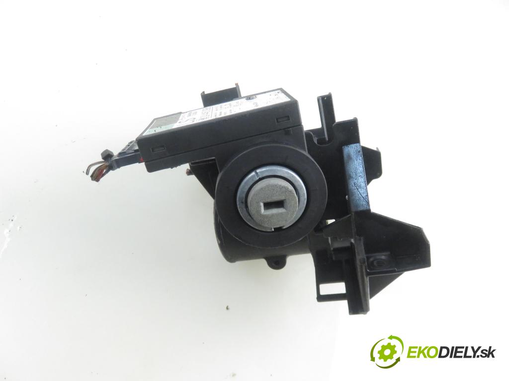 OPEL ASTRA G liftback (T98) HB 2008 66,00 1.4 - Z 14 XEP 1364,00 spinačka 24445098 ; 5WK4763 (Spínacie skrinky a kľúče)