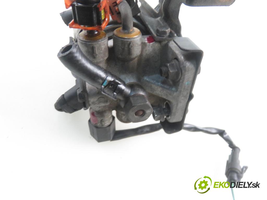 KIA SPORTAGE (JE_, KM_) SUV 2004 85,00 2.0 CRDi 113 4WD - D4EA 1991,00 Obal filtra paliva  (Obaly filtrov paliva)