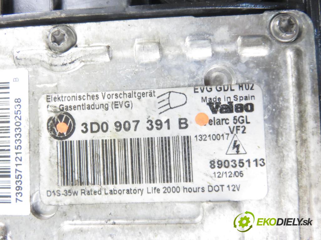 VW PASSAT B6 Variant (3C5) KOMBI 2006 103,00 2.0 TDI PD 8V 140 - BMP 1968,00 světlo LP 3D0907391B ; 3C0941751
